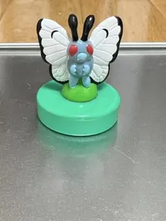 ポケモン　バタフリー　フィギュア　スタンプ　平成レトロ