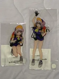 グリッドマンユニバース新条アカネアクリルスタンド缶バッジセットホワイトガーリー グリッドマンユニバース新条アカネアクリルスタンド缶バッジセット