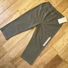 【新品】無印良品　カーキ　レギンスパンツ 140サイズ