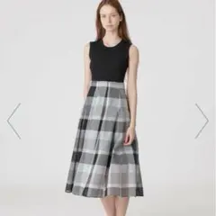 ブルーレーベルクレストブリッジ☆美人百花コラボニットドッキングドレス