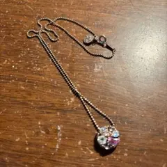 クレージュ　ハート型カラフルストーンネックレス