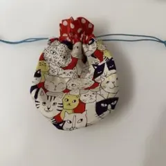 まんまる巾着＊ねこ 猫 ネコ 赤 かわいい 猫ぎっしり 小物入れ ハンドメイド