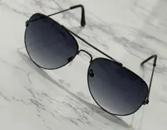 アビエーターサングラス グラデーションレンズ