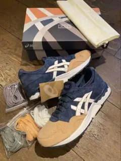 KITH 10th asics Gel-Lyte 5 Salmon Toe 新品のサムネイル