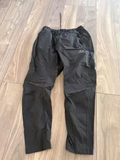 Nike ブラック　ズボン