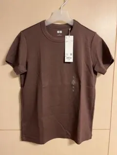 新品❣️UNIQLO U クルーネックT ブラウン Lサイズのサムネイル