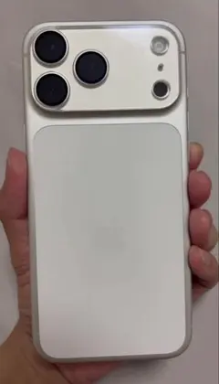 Apple】iPhoneXR 128GB 17Pro風カスタム - メルカリ
