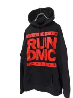 RUN DMC ロゴ パーカー ブラック/レッド　古着 Mサイズ　BLACK