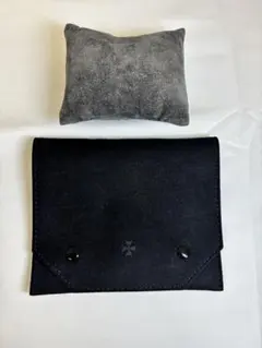 【美品】ヴァシュロン・コンスタンタン 時計ケース ポーチ クッション付のサムネイル