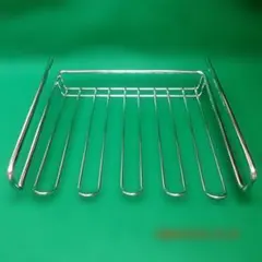 ワイングラスハンガー ラック 吊り下げタイプ 穴あけネジ止め不要 ！のサムネイル