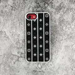 大人可愛い モノグラム風 プッシュポップ iPhoneケース SE3 SE2 8