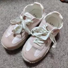 リボンスニーカー