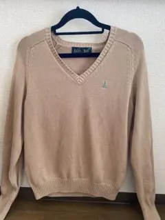 EASTBOYのVネックニット 学生さんいかがですか♡