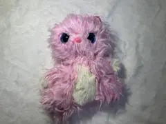 ピンクの毛並み ぬいぐるみ　ねこ
