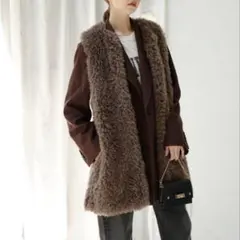 極美品 JOURNAL STANDARD　エコファーベスト　カーキ　フリー