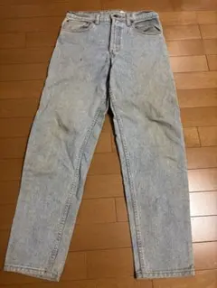 Item thumbnail for item a61fb9a9-e265-4647-8932-36381660d73c