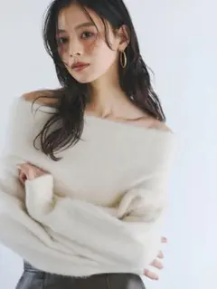 anuan新品未使用　試着のみ　ダークグレー オフショルダー ニットセーター 2025年最新】anuans オフショルの人気アイテム - メルカリ