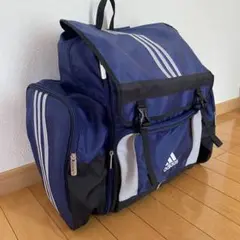 【美品】adidas ネイビー 大容量リュック 宿泊学習 林間学校