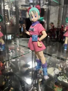 ドラゴンボール ブルマ フィギュア　ギガンティック？のサムネイル
