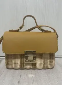 ザラ　ショルダーバッグ　カゴバッグ　マスタード