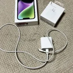 Apple　純正　USB-C 20W　電源アダプタ、Lightningケーブル