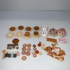 シルバニアファミリー 小物 ケーキ　ドーナツ　パン　食べ物　クッキー　まとめ売り