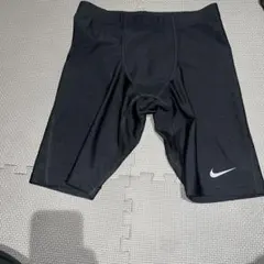 ナイキ　ランニングハーフタイツ