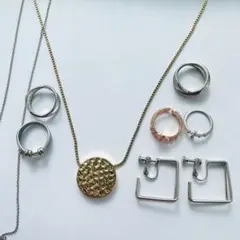 【お得】8点まとめ売り　アクセサリー　イヤリング　ネックレス　指輪　シルバー風