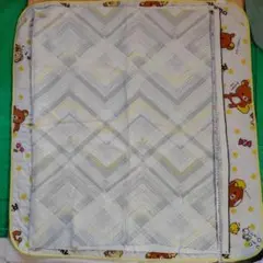 Item thumbnail for item fe7d0e56-34a5-454a-8e33-b8b3c69e58d8