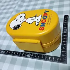 スヌーピー 弁当箱 イエロー 楕円形　2段ランチボックス