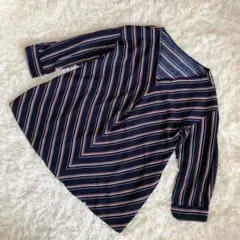 【美品】ミッシェルクラン　Vネック 変形ストライプブラウス　38