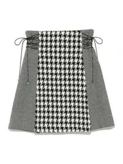 LILY BROWN サイドレースアップ台形スカート