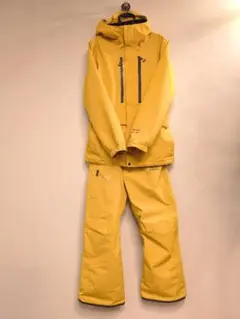 2026年最新】volcom gore-tex上下の人気アイテム - メルカリ