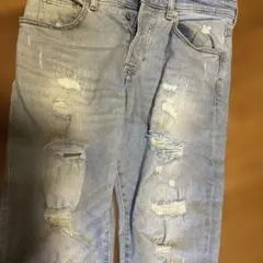 ライトブルーダメージスキニー