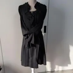 週末値下げ！ライカ ラテンダ 黒デザイン長袖ワンピース