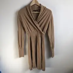 カシミヤ ひざ丈ワンピース