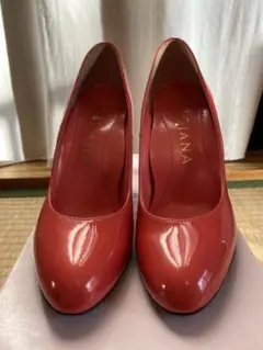 【新品美品】ダイアナ　パンプス　ヒール