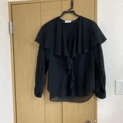 UNITED ARROWS ブラックブラウス フリル付き