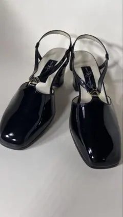銀座かねまつ パンプス エナメル レザー ブラック　未使用品