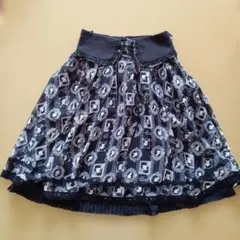 【新品未使用品】アクシーズファム　フレアスカート　アリス　ブラック