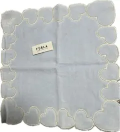 FURLA ハート型タオルハンカチ