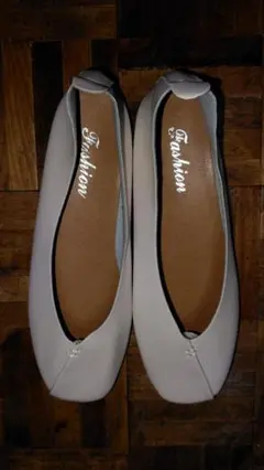 パンプス　ローヒール