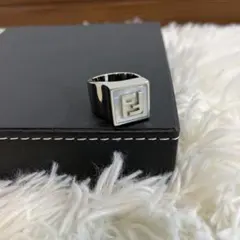 フェンディ　シグネットリング　シルバー　メンズ　22号　Mサイズ