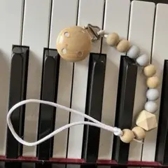 おしゃぶりクリップ 木製ライトブルー