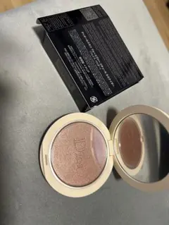 Dior Forever Couture Luminizer 05