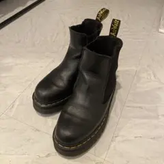 Dr. Martens ブラック サイドゴアブーツ