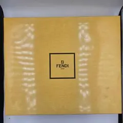2026年最新】フェンディ バスタオルの人気アイテム - メルカリ