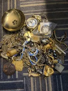 Y*a様 遺品整理 アクセサリー 時計 まとめ ブローチ タイピン 刻印未