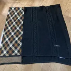 お値下げDAKS ケーブル編み ポンチョストール 黒&チェック
