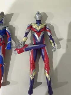 ウルトラマン プラモデル2体